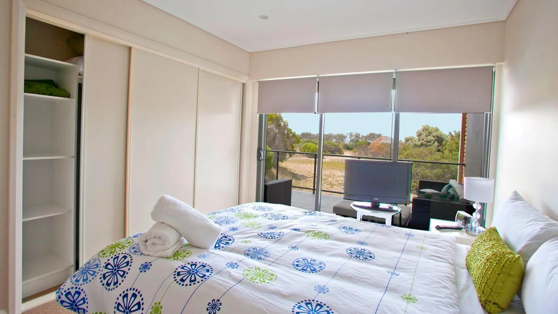 Beach Karma - Three-Bedroom Beachside Escape With Heated Communal Pool In Agnes Water