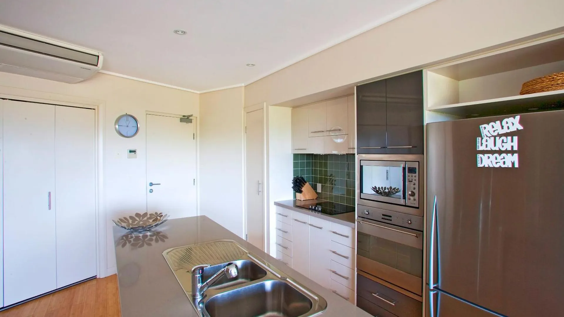 Beach Karma - Three-Bedroom Beachside Escape With Heated Communal Pool In Agnes Water