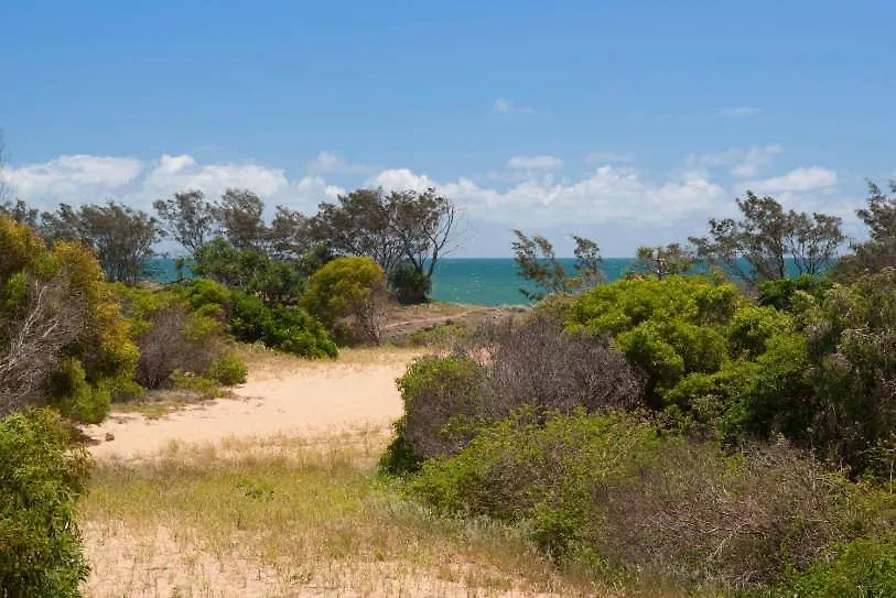 Beach Karma - Three-Bedroom Beachside Escape With Heated Communal Pool In Agnes Water 0*,