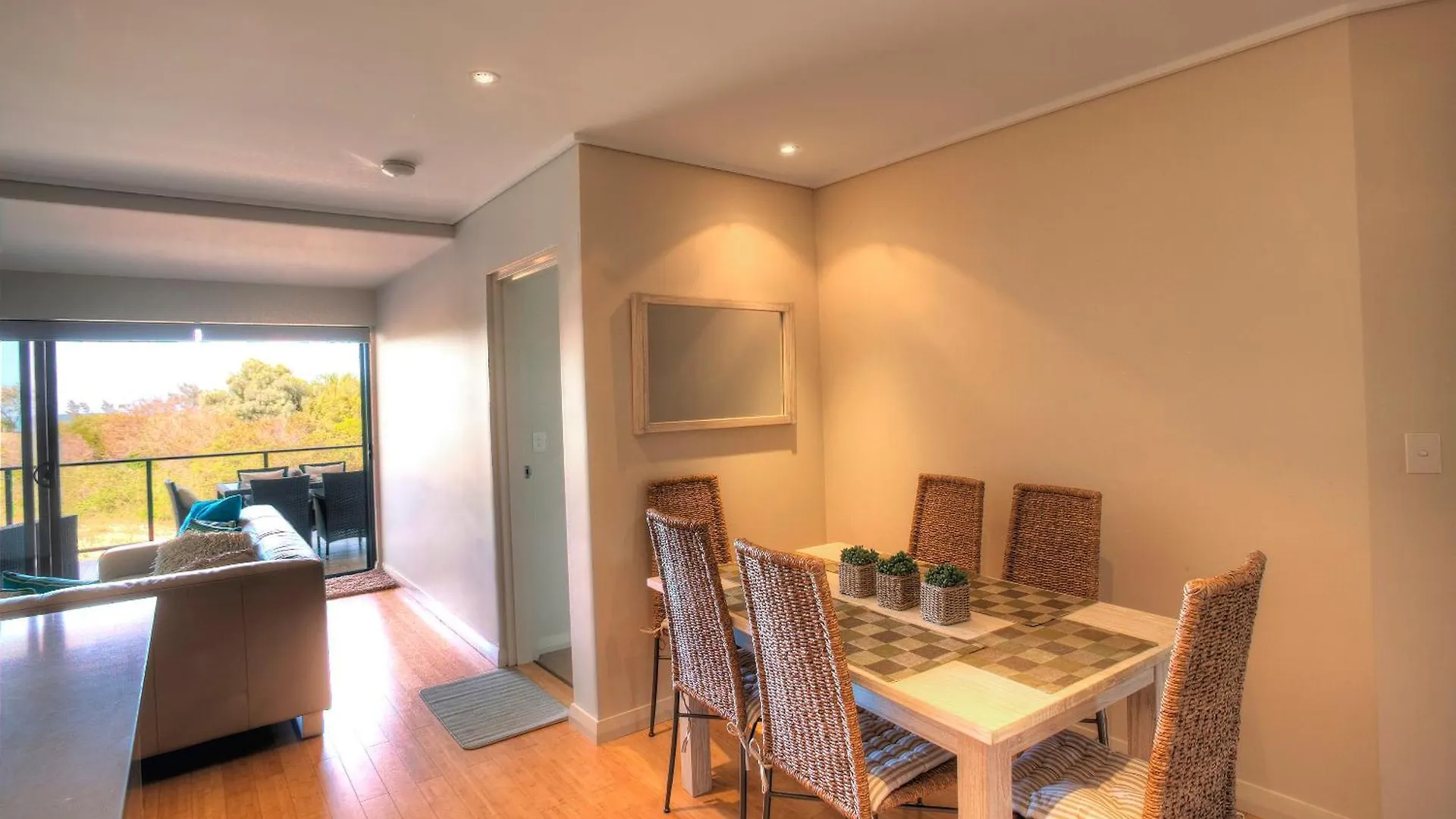Beach Karma - Three-Bedroom Beachside Escape With Heated Communal Pool In Agnes Water
