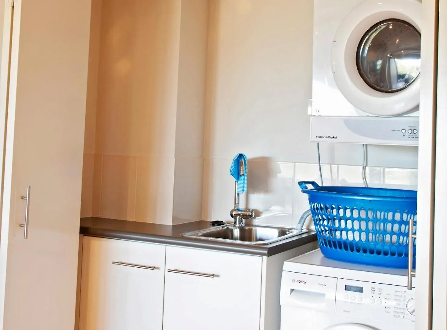 Beach Karma - Three-Bedroom Beachside Escape With Heated Communal Pool In Agnes Water